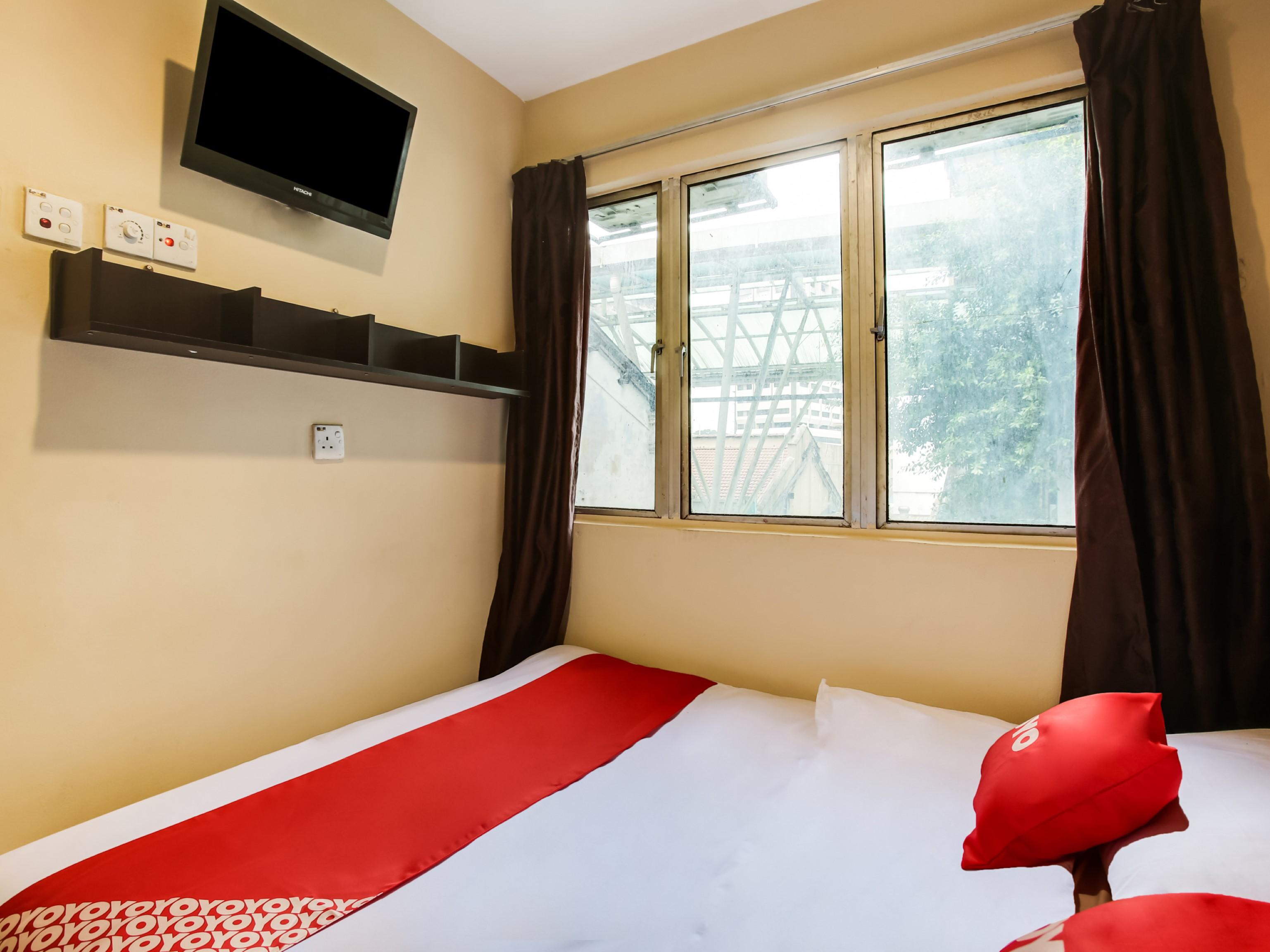 Oyo 43927 Sassana Hotel Куала-Лумпур Экстерьер фото